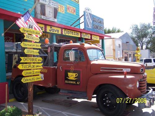Seligman, AZ : Seligman Sundries