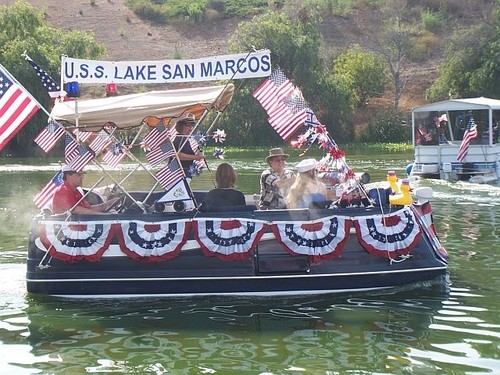 Lake San Marcos, CA: USS Lake San Marcos - July 4th Boat Parade