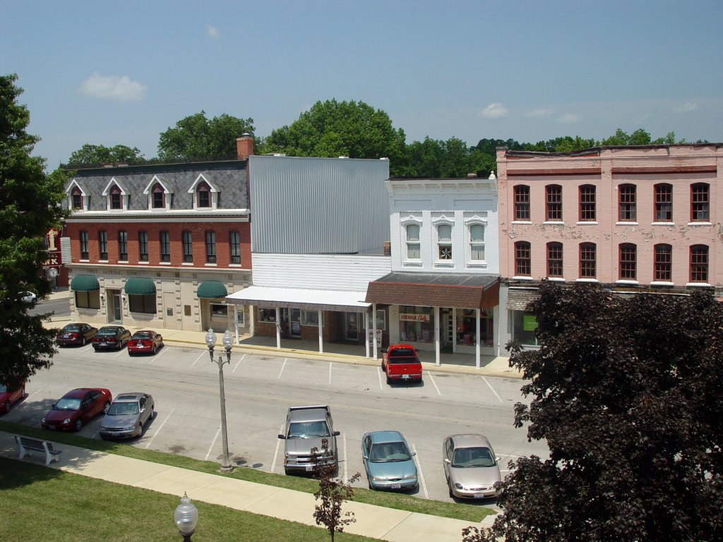 Carlyle, IL: Looking Out of the County Courthouse