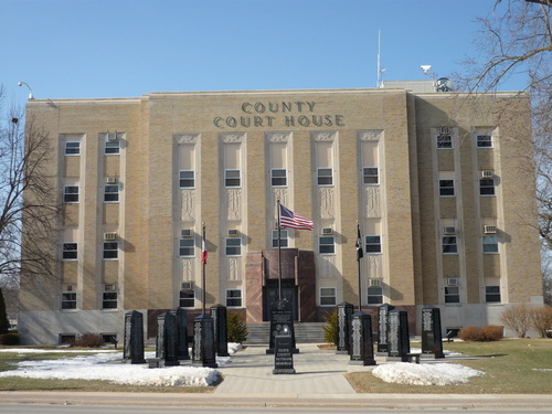 Charles City, IA: courthouse