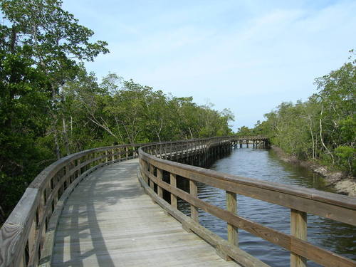 Bradenton, FL : Walkway in Robinson Preserve
