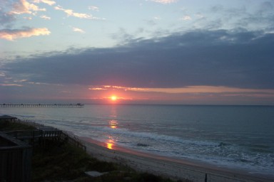 Emerald Isle, NC : SUNRISE AT THE EMERALD ISLE PIER