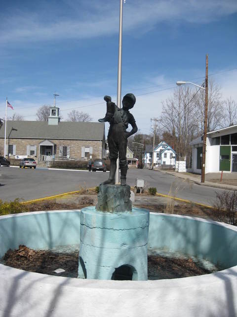 Ellenville, NY : Boy with boot statue