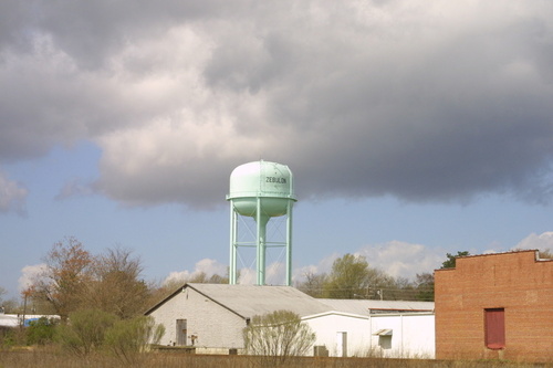 Zebulon, NC: Zebulon older version of water tower