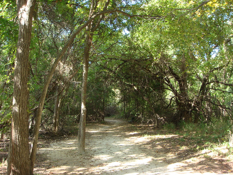 Colleyville, TX: Hiking trail in Colleyville Nature Park