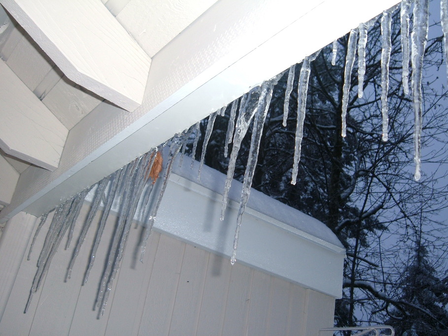 West Linn, OR : Icicle's on my gutter. Dec. 2008 snow storm photo