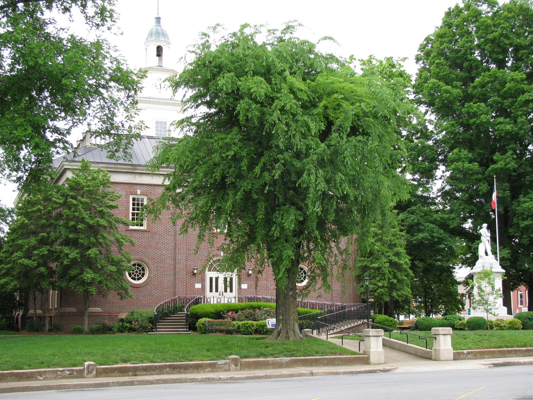 Fayetteville, TN : Lincoln County Courthouse - Fayetteville TN Downtown