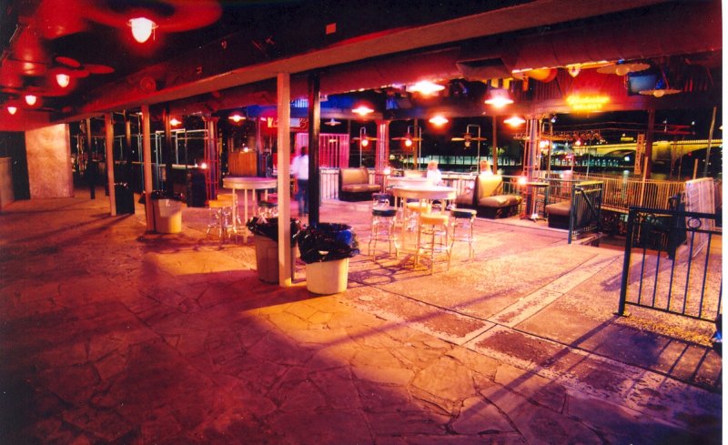 Lake Havasu City, AZ: Kokomo Nightclub in the London Bridge Resort