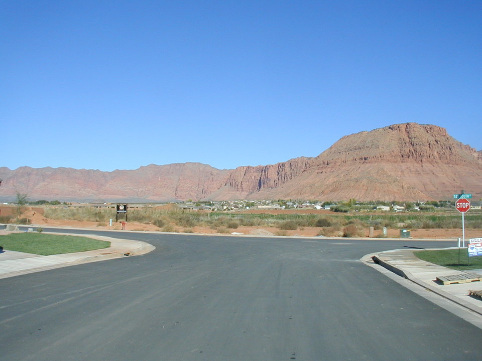 Ivins, UT: a view up the street