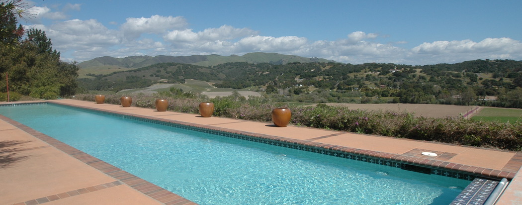 Arroyo Grande, CA: Lap pool at The Casitas of Arroyo Grande Bed and Breakfast