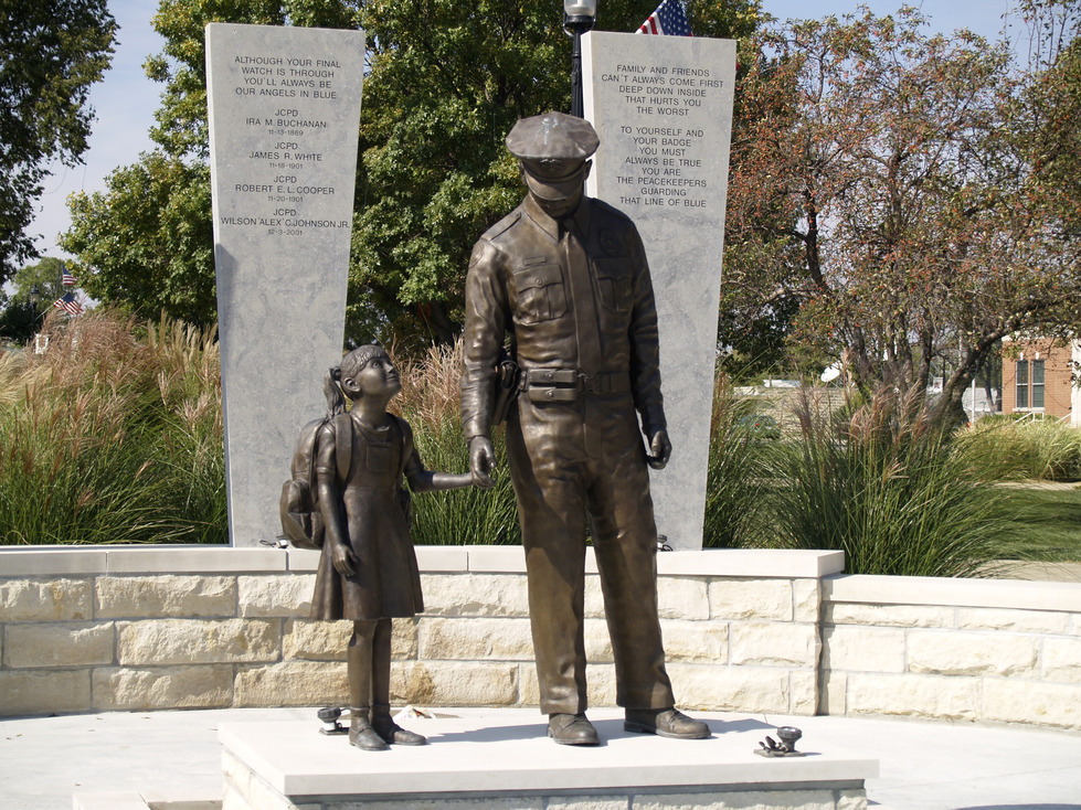Junction City, KS: Law Enforcement Memorial