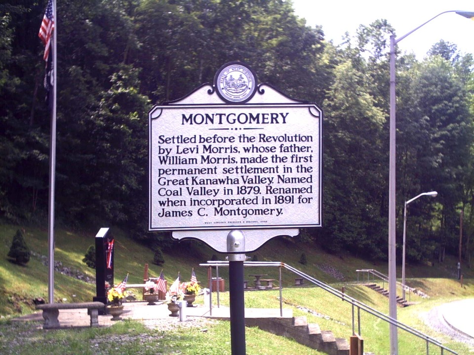 Montgomery, WV: City of Montgomery WV - photo of Veteran's Memorial at the Montgomery Bridge