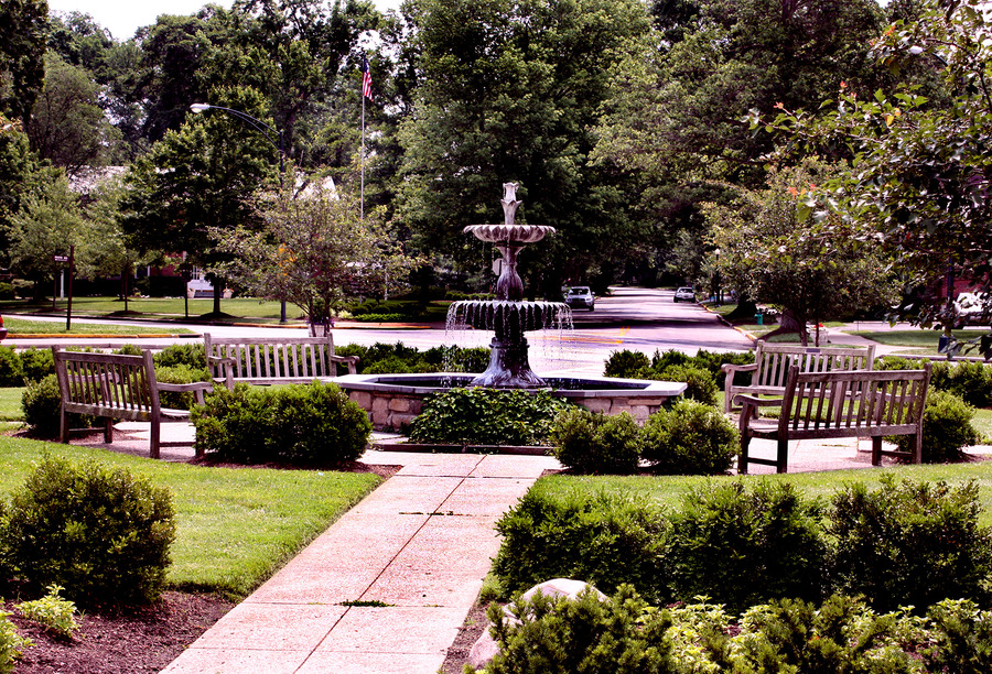Mariemont, OH Fountain on the square, Mariemont Ohio photo, picture