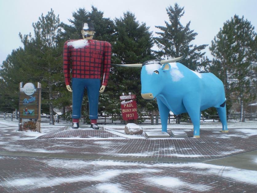 Bemidji, MN: Paul Bunyan and Babe the Blue Ox