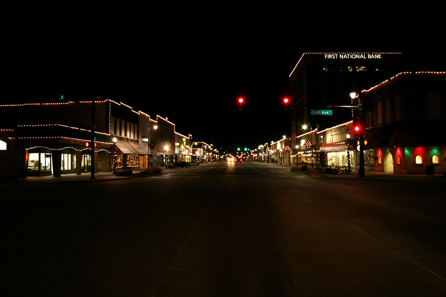 Hutchinson, KS: Downtown Hutchinson, Christmastime at Night