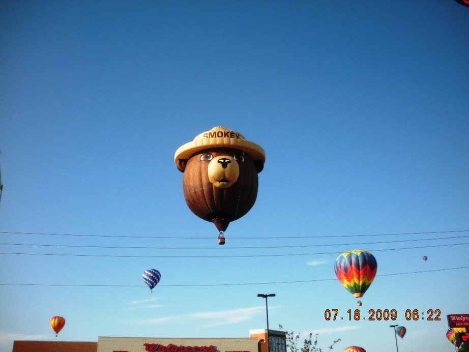 Riverton, WY: Hot Air Balloons over Riverton