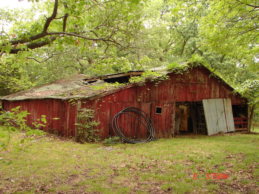 Warsaw, MO : My Grandad's (Wally Laws) Barn