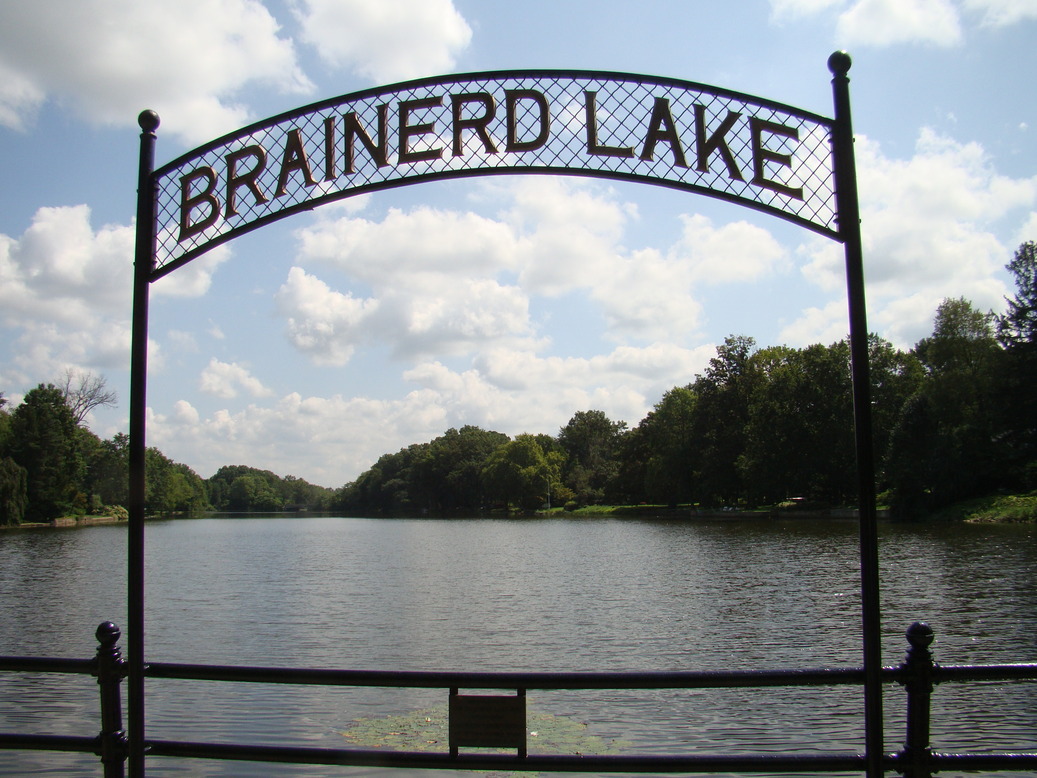 Cranbury, NJ: Brainerd Lake, Main Street
