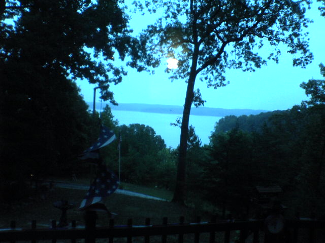 Kuttawa, KY : View of Boyd's Landing at Dusk