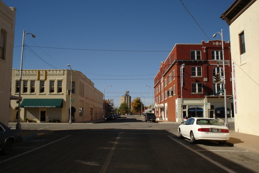 Blackwell, OK: Oklahoma Avenue and Main St. in Blackwell looking West