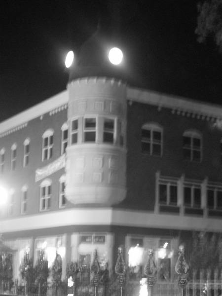 Paso Robles, CA : Downtown City Clock