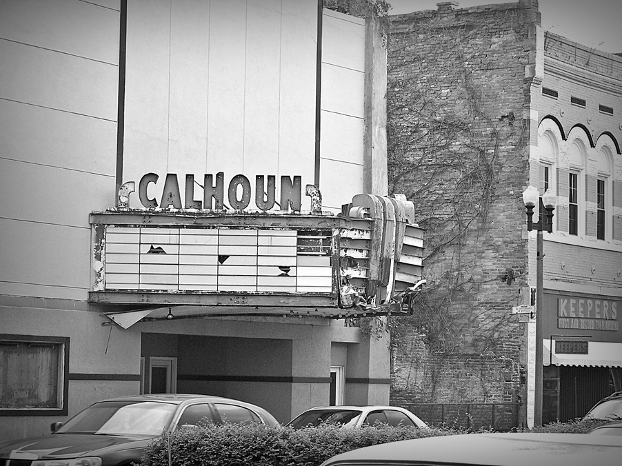 Anniston, AL: Calhoun Theater