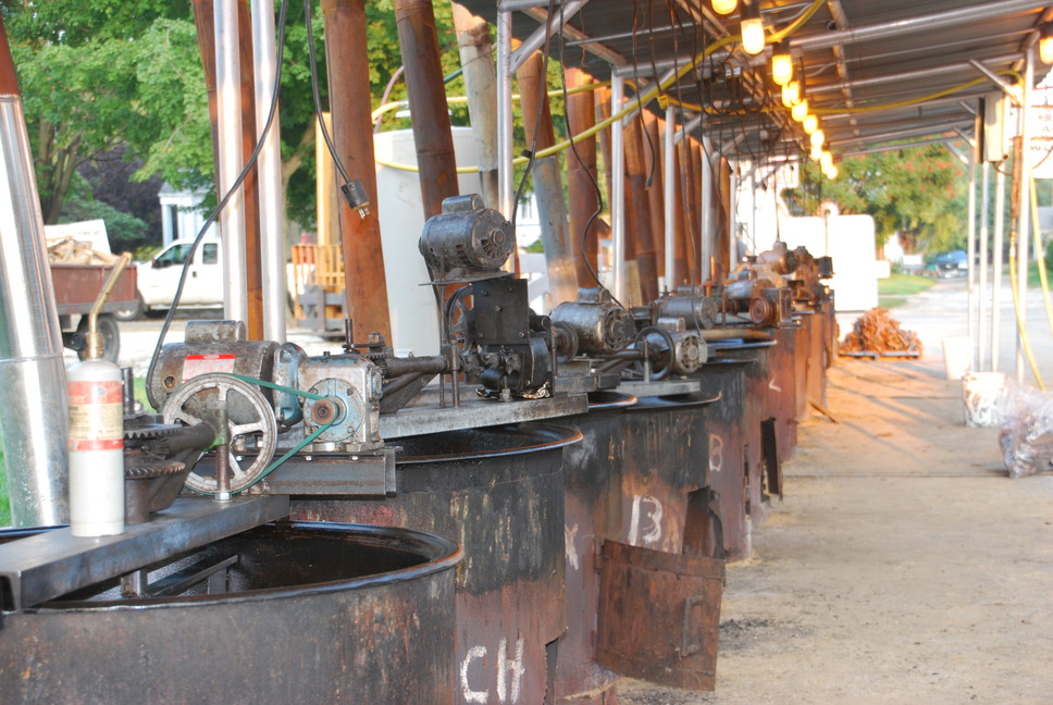 Arenzville, IL: Burgoo kettles