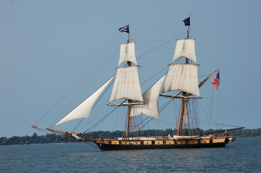 Erie, PA : The Brig Niagra at full sail photo, picture, image