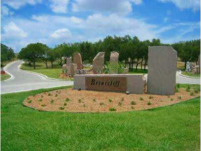 Briarcliff, TX : Entrance to Briarcliff at Bee Creek Rd and Pace Bend