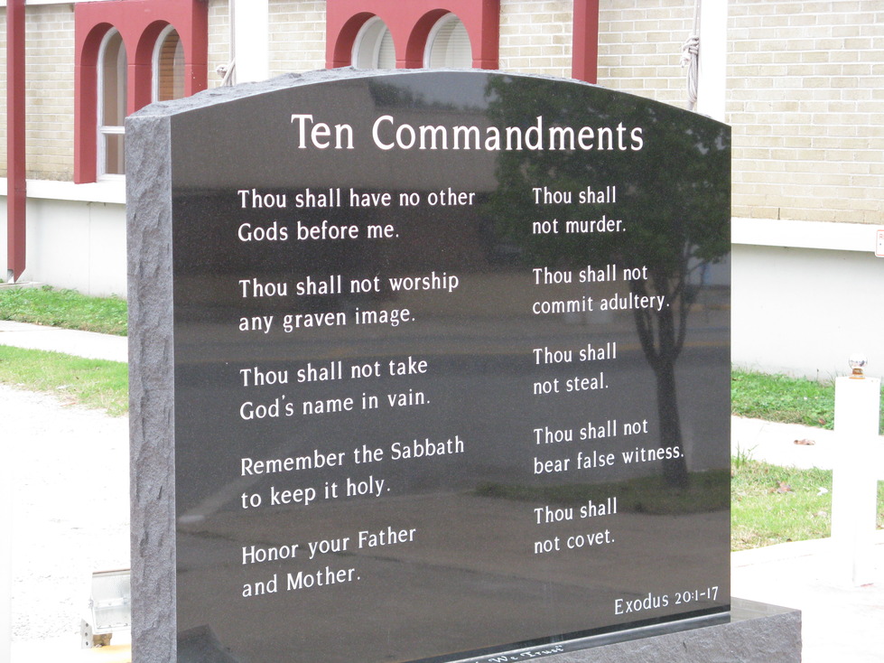 Coalgate, OK: Tombstone with Ten Commandments located next to Coalgate County Courthouse