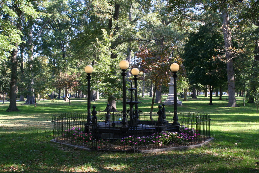 Tarboro, NC: Wyatt Fountain on the Town Common