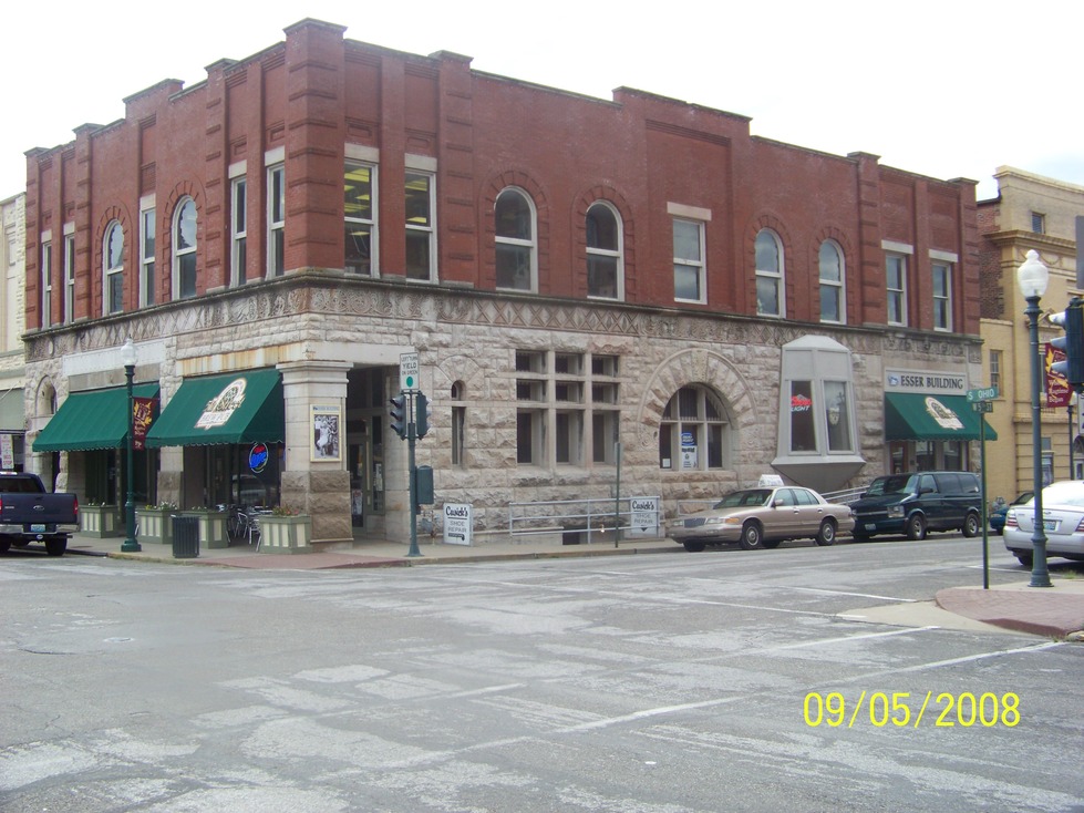Sedalia, MO: Oddfellows Building - 5th Street Brew Pub