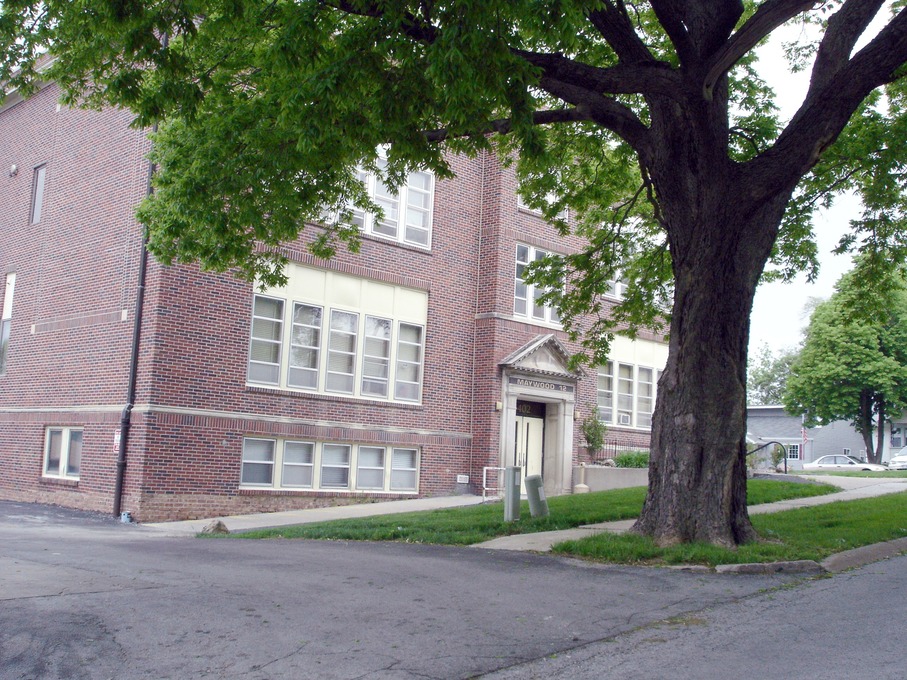 Ralston, NE: Old Maywood Grade School