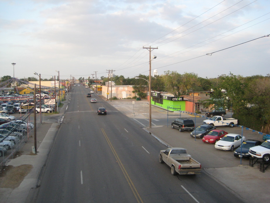 McAllen, TX : Thigpen Bridge of La Navarro Neighborhood