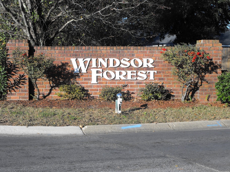 Pace, FL: Windsor Forest subdivision