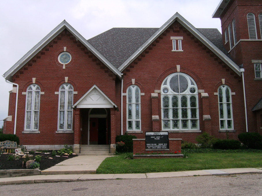 Thornville, OH: Trinity United Church of Christ, 20 S. West St, PO Box 251, Thornville, OH