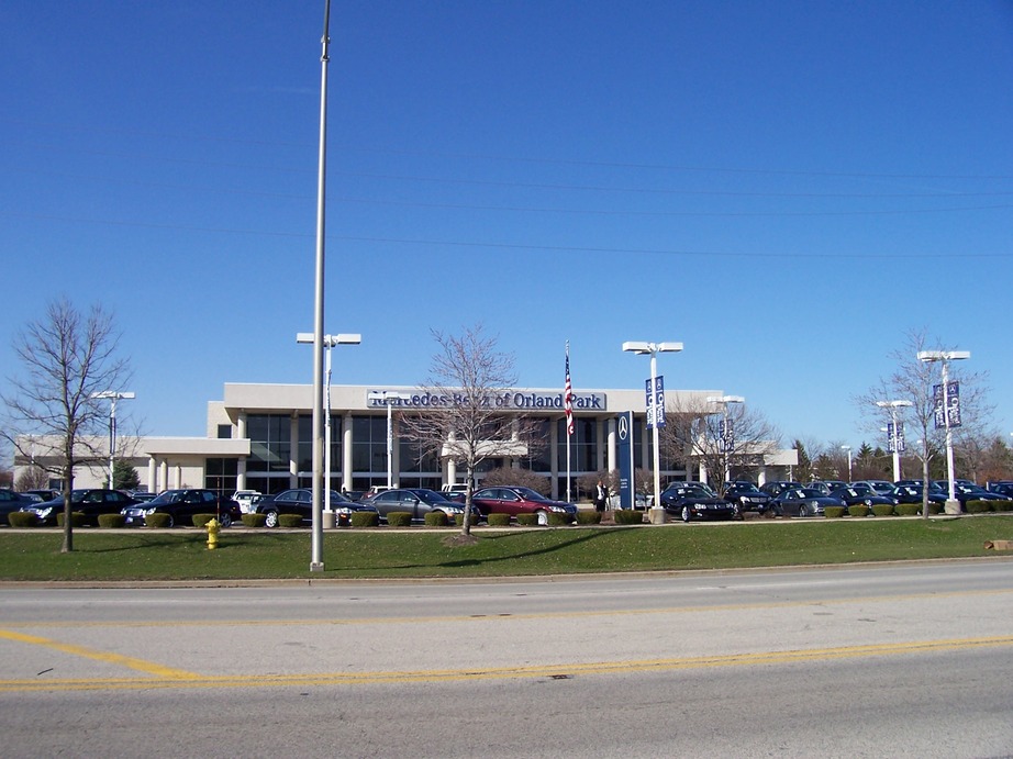 Orland Park, IL: The Mercedes-Benz of Orland Park dealership.