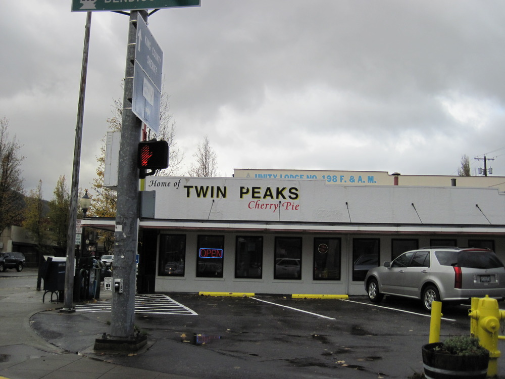 North Bend, WA: Twin Peaks Cherry Pie served in North Bend, WA