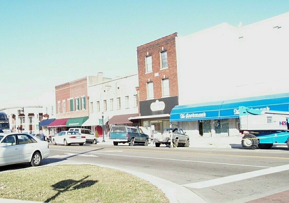 Murray, KY: Main Street looking west