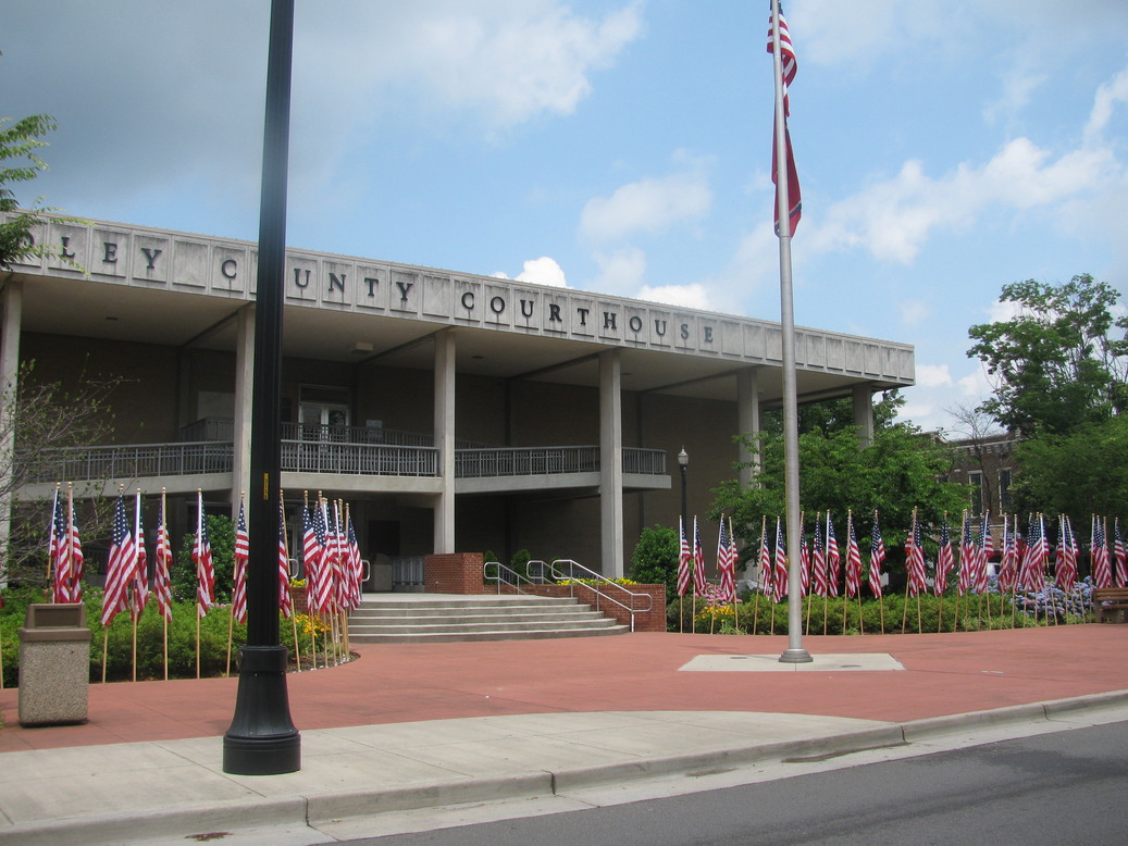 Cleveland, TN: Bradley County Courthouse Memorial Day 2010