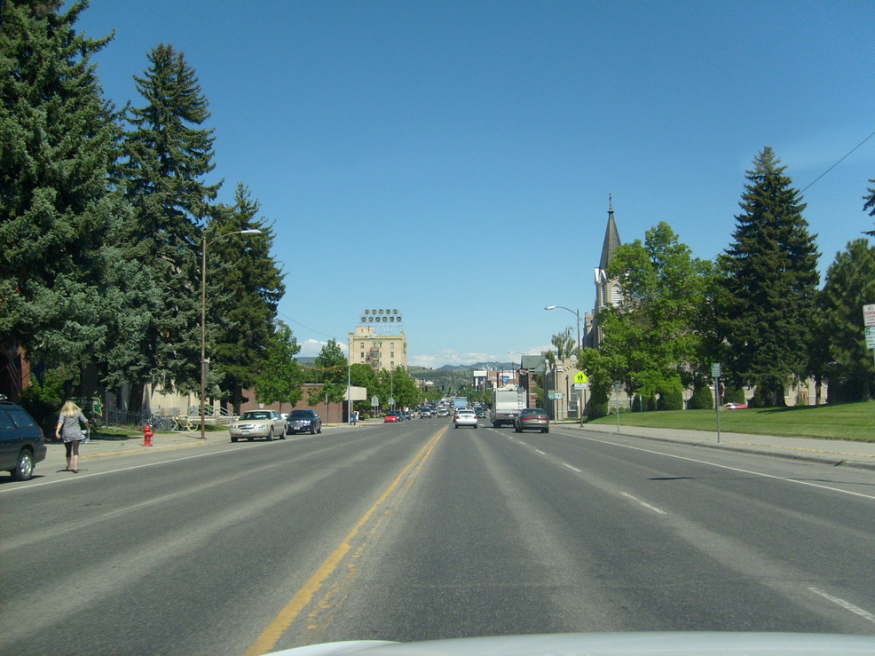 Bozeman, MT: Main Street Looking East