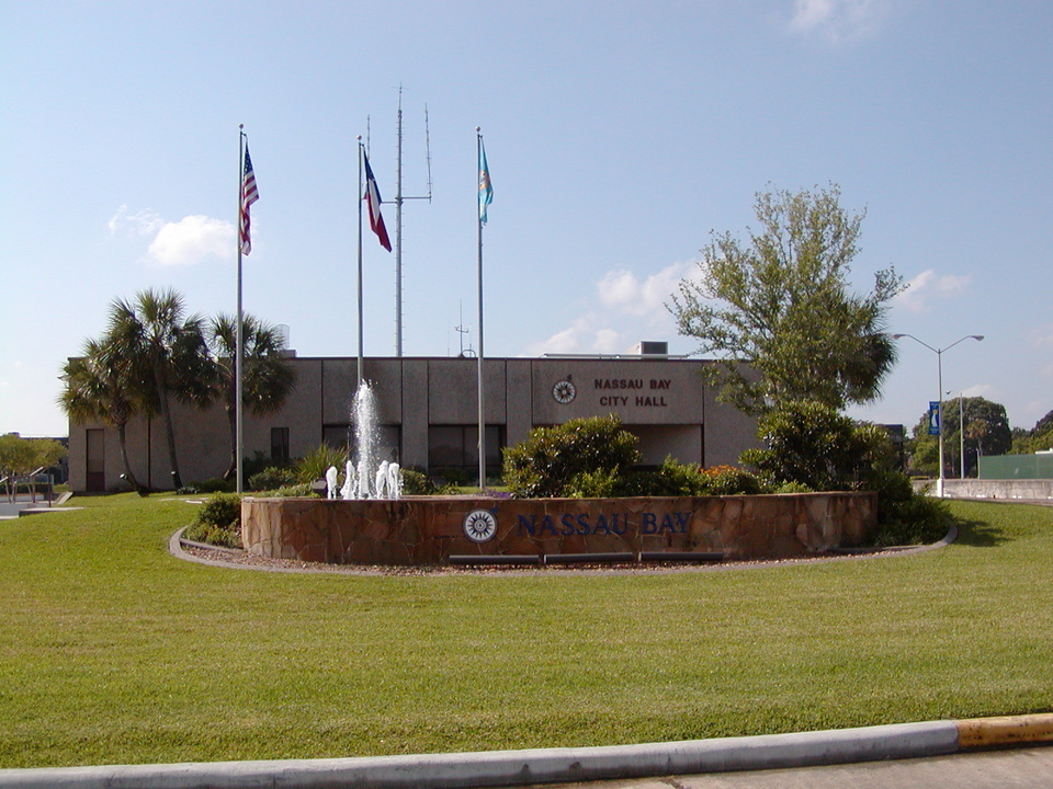 Nassau Bay, TX: Nassau Bay City Hall + Police Station