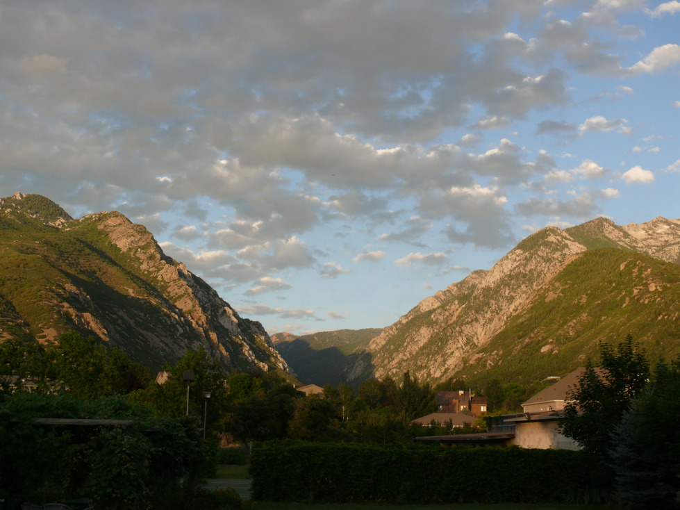 Granite, UT : Evening view of Little Cottonwood Canyon from a vantage