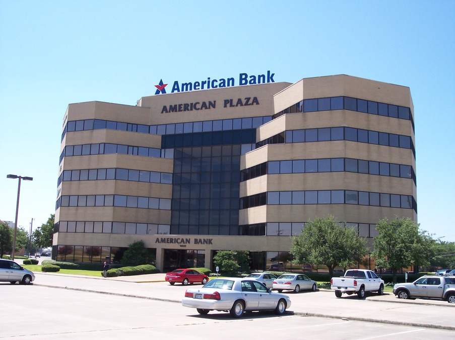 Waco, TX: American Bank at American Plaza