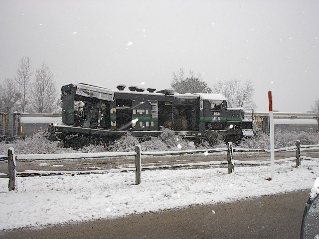 Quitman, MS: Old broken train on snow day...