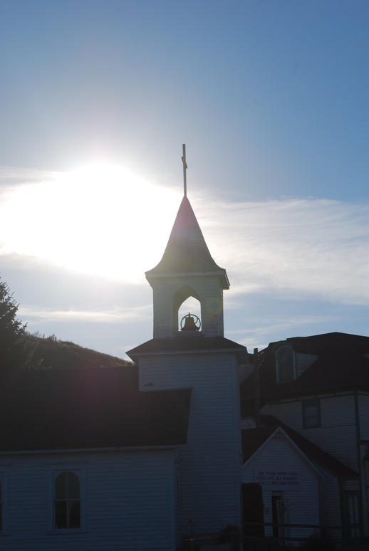Jamestown, ND: FRONTIER VILLAGE CHURCH