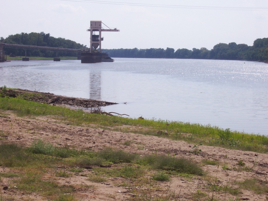 Meredosia, IL: illinois river