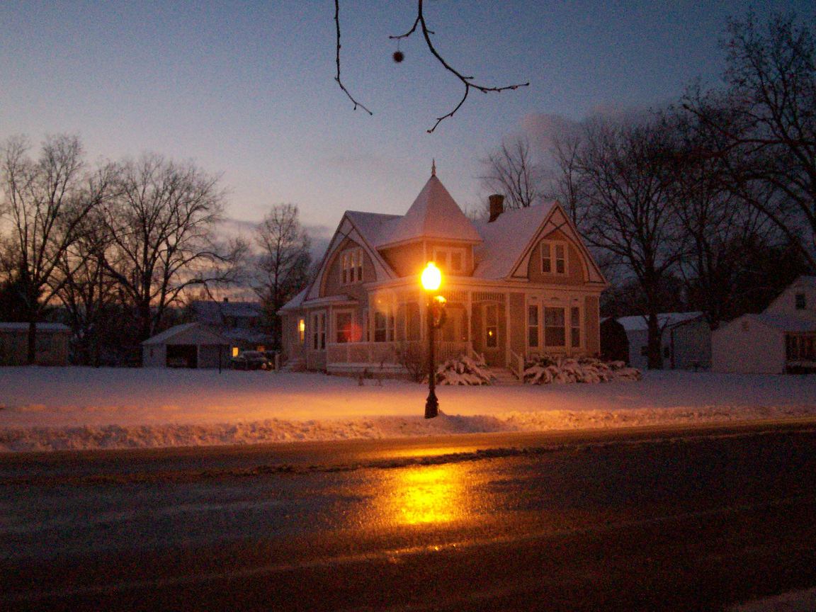 Red Bud, IL: Red Bud, IL. Snowed Sunset at Main St.