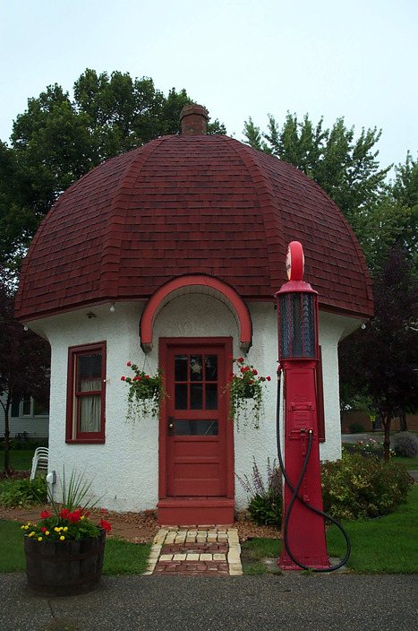 Dassel, MN: The Mushroom Building is a vintage gas station owned by the Dassel Area Historical Society in Dassel, Minnesota. The DAHS holds community events at this unique structure.