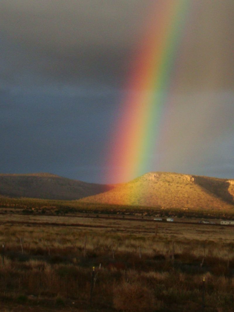 Paulden, AZ: Who says there's no rainbows in Paulden!